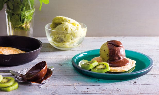 Panquecas com sorvete de kiwi