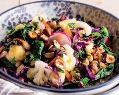 Salada morna de feijão-frade e couve-flor