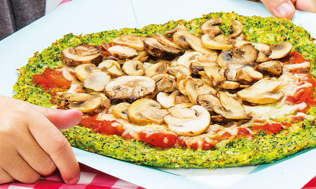 Pizza de brócolos com cogumelos