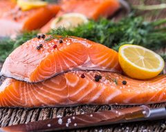 Como distinguir salmão e truta salmonada?