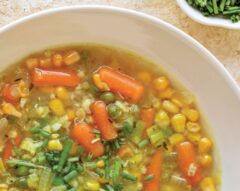 Sopa de legumes com aveia